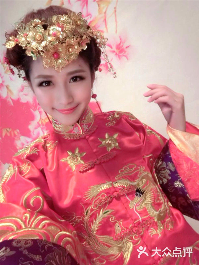 婚纱彩妆馆_彩妆图片(2)