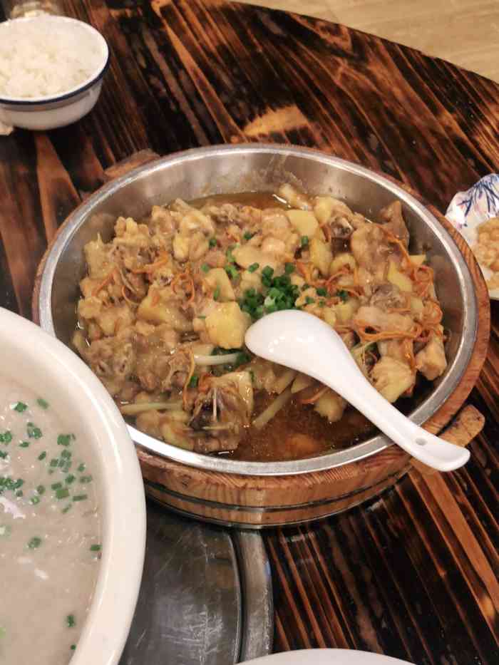 老崇左特色风味食馆