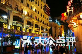 上海的商场排名_上海商场图片(2)