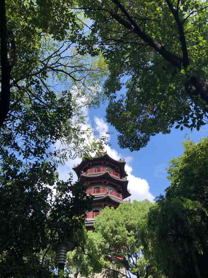 蕺山公园-"嶯山公园里面有个书院,上书浙学渊源四个大.