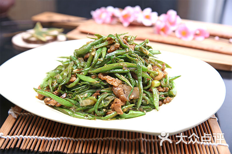 鲜豆角炒肉丝