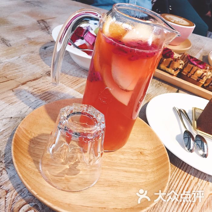 蜜桃乌龙茶