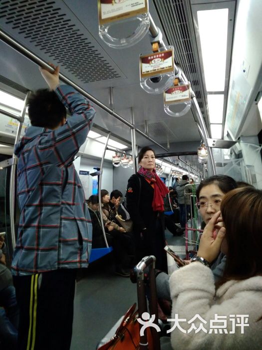 北京西站-地铁站