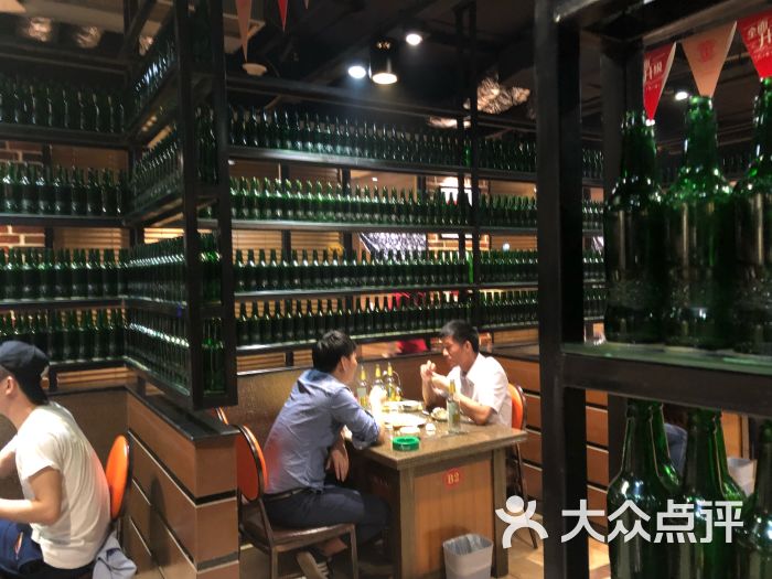 正黄旗海鲜烧烤大排档(延安路店)图片 - 第12张