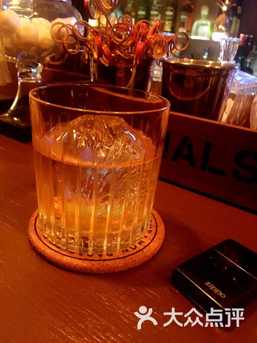 ounce威士忌鸡尾酒吧图片 - 第14张