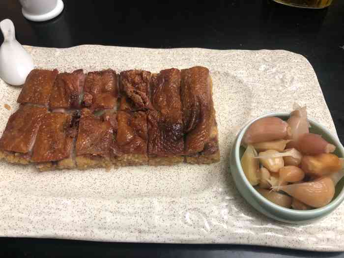 王鸡肉上膳肴(原老灌县王鸡肉)-"在附近办事,中午搜到