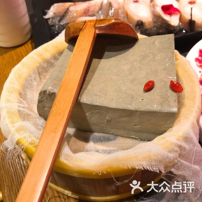地瓜老火锅(三峡广场店)石磨黑豆腐图片 第12张