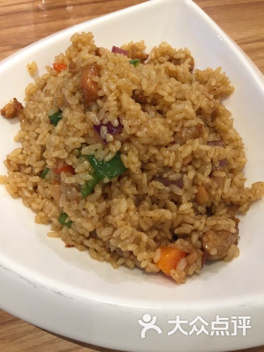 照片鸡腿炒饭