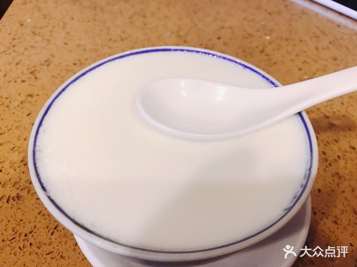 仁信双皮奶(北京路店)椰汁姜撞奶图片 - 第3张
