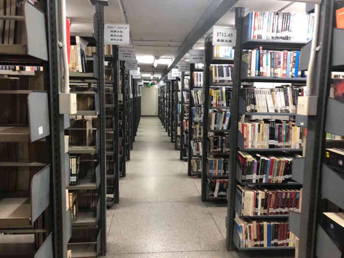 北京大学图书馆-"此书中——想去但未收录:也门-."