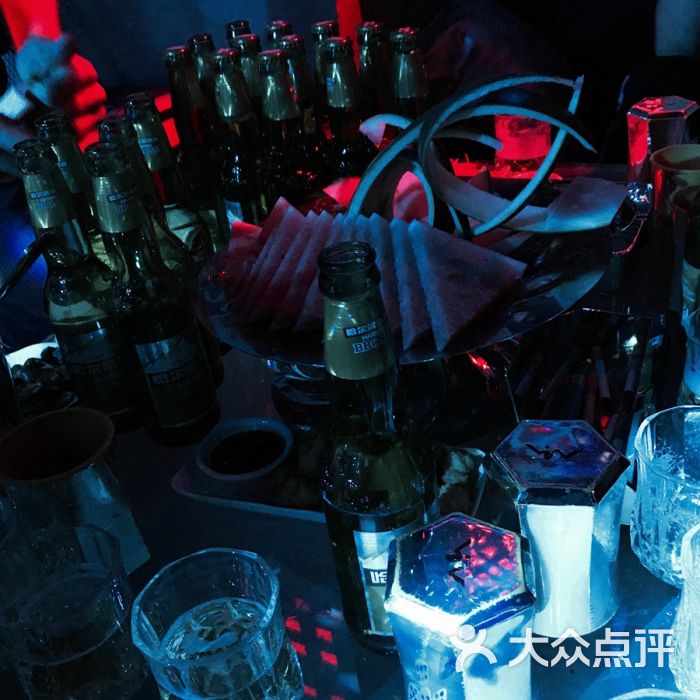 oscar nightclub 奥斯卡剧院式酒吧-图片-无锡休闲