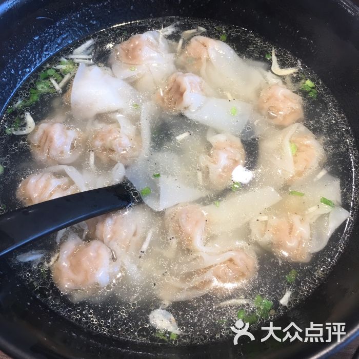 鸡肉小馄饨