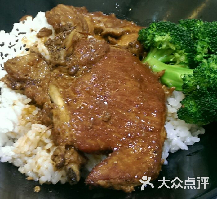 卤汁猪大排饭