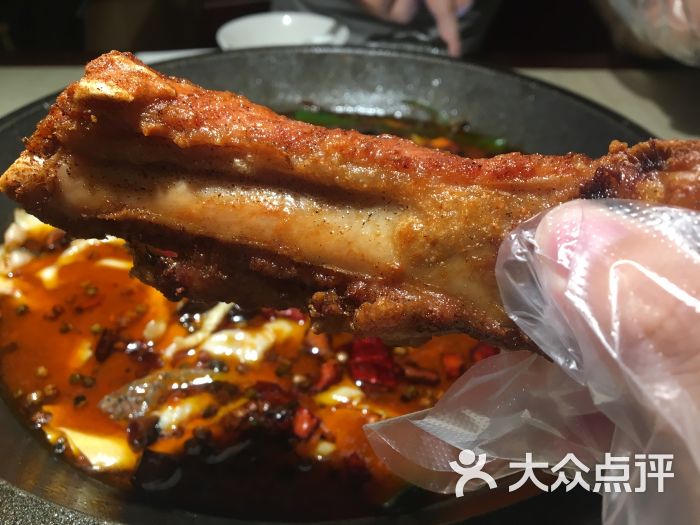 手抓排骨