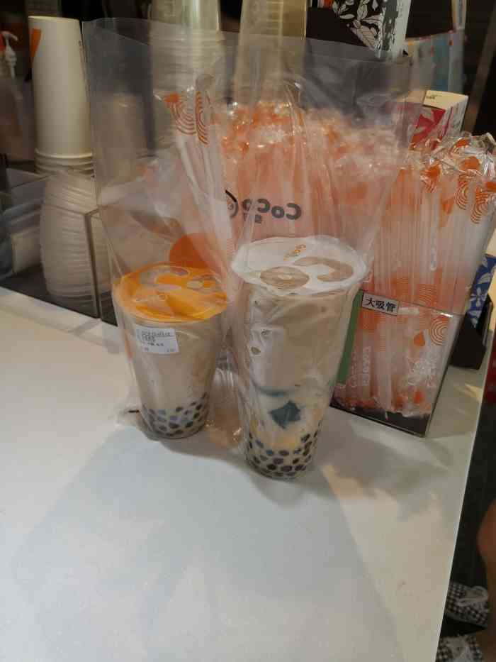 coco奶茶微甜去冰,逛街标配.