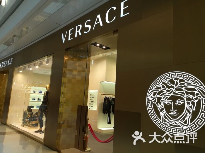 versace(华润万象城店)门面图片 - 第1张