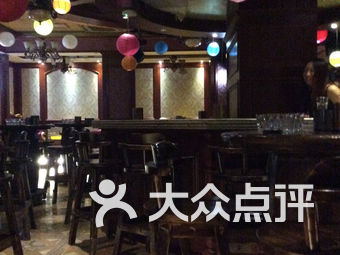 银泰秀酒吧人均消费_酒吧图片喝酒真实照片(3)