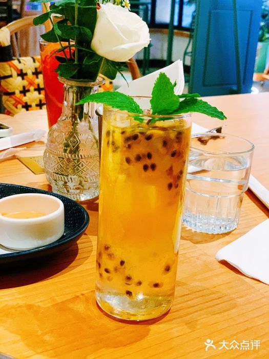 o'eat viaggio(国广店)百香果气泡水图片