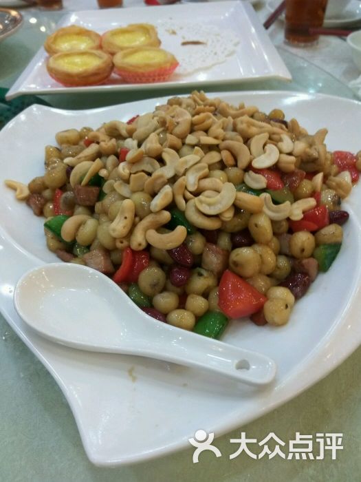 腰果炒肉丁