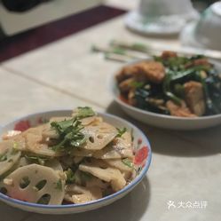 鄯善县有多少人口_鄯善县第二中学(2)