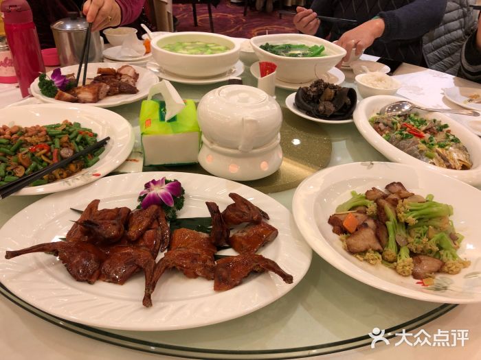 雍景湾大酒楼(丽雅苑店)图片