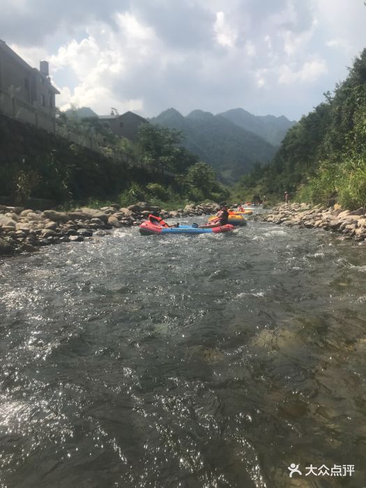龙井峡漂流-图片-临安周边游-大众点评网