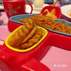 西餐 江北区  观音桥  必胜客(观音桥店) 到重庆旅游,预定的酒店在