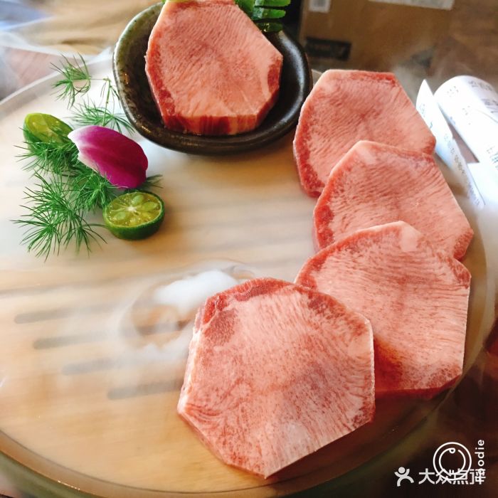 八樽雪花厚切牛舌