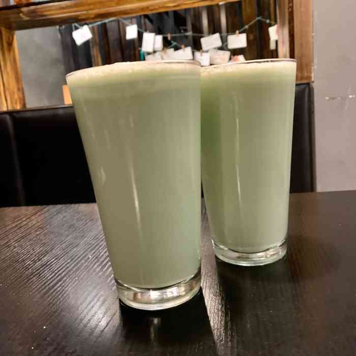 但是「薄荷奶绿」是真的很赞   淡淡的薄荷味 不同于一般奶茶的甜腻