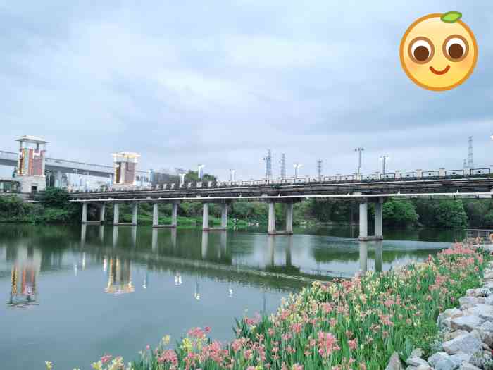 流溪河夏湾拿湿地公园-"流溪河夏湾拿湿地公园位于镇.