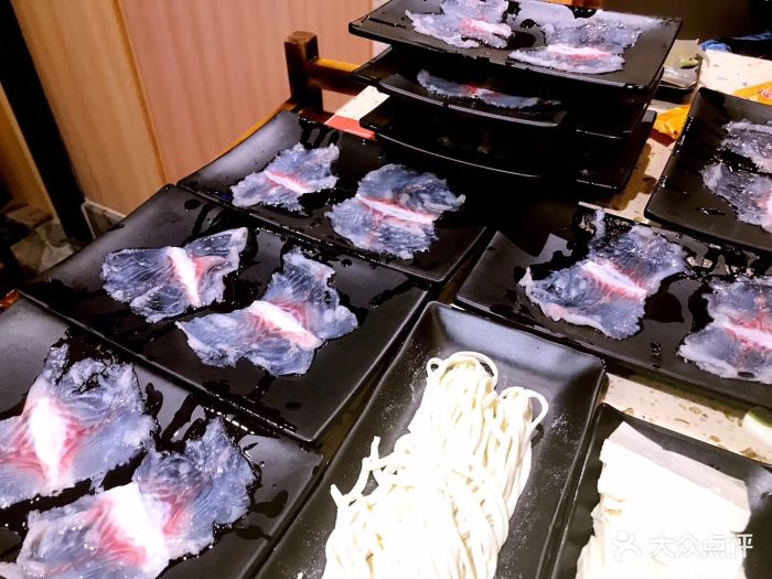 风情丽江斑鱼火锅(山东路店-环境图片-大连美食-大众点评网