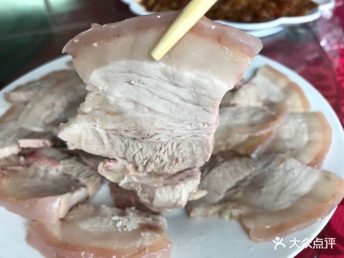 农家小院-蒜泥白肉血肠图片-新宾满族自治县美食-大众点评网