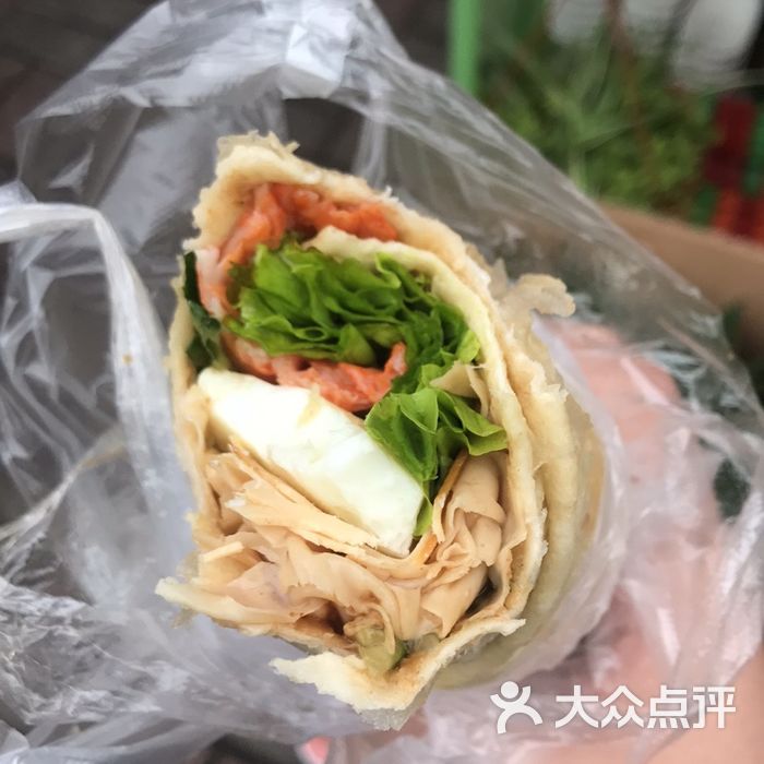 东北熏肉卷饼