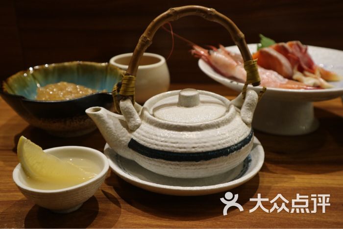 海鲜松茸茶壶汤