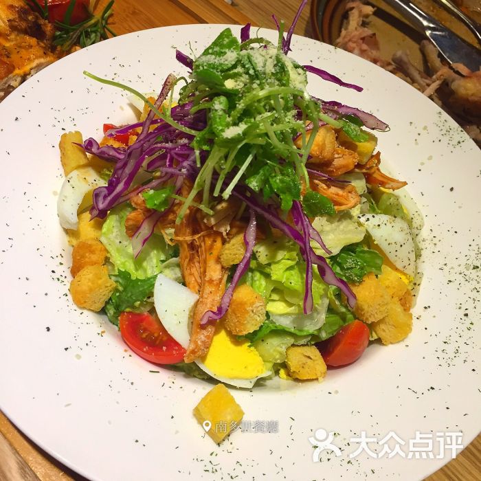 鸡肉凯撒沙拉