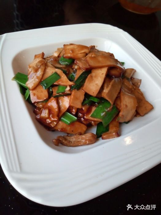 柴火香干炒肉