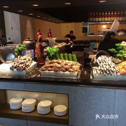 餐饮人均消费_2021年历年人均消费(3)