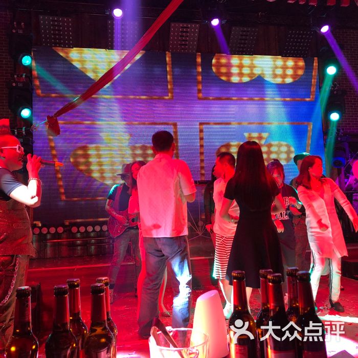 艾丽丝酒吧