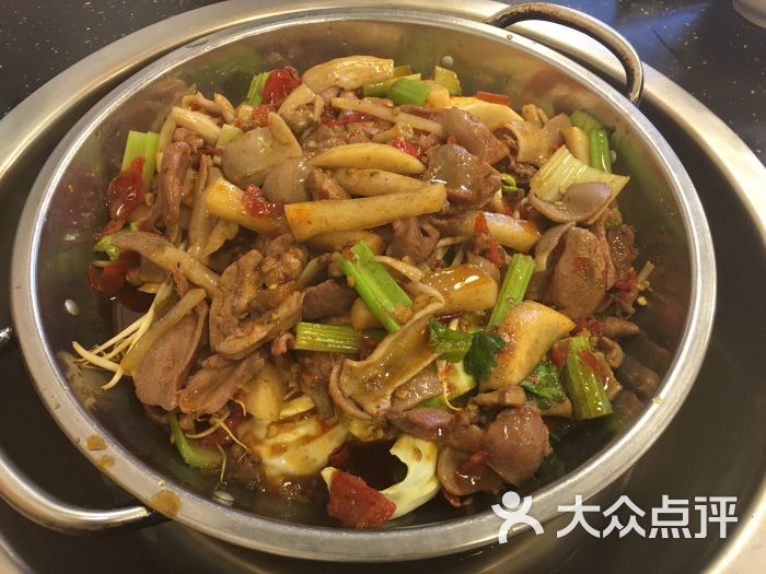 磁器口古镇胖娃鸡杂(总店)的点评