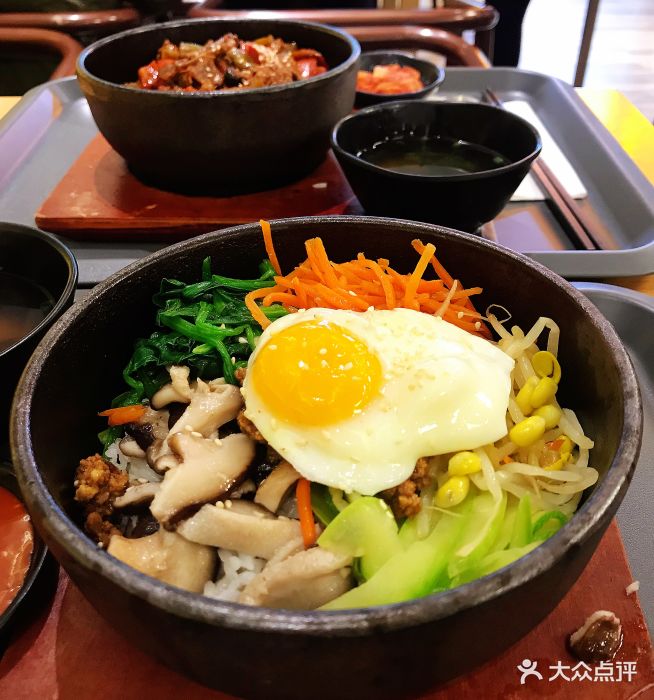 七彩时蔬拌饭