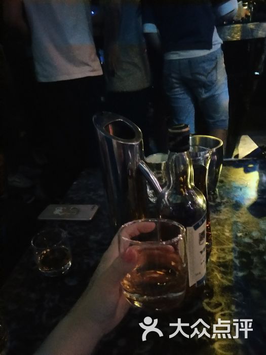 bm101酒吧图片 - 第1张