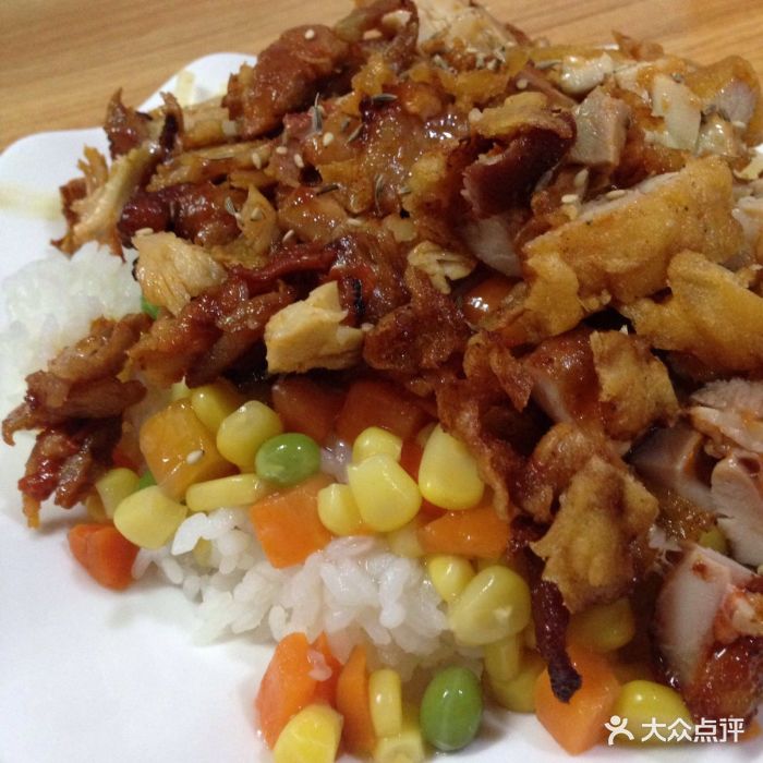 烤肉双拼饭