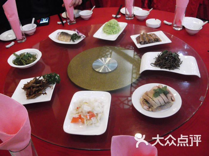 冷菜八小碟