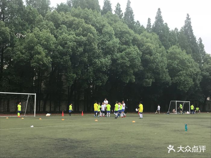 专业足球培训机构,刘军足球训练营,自2012.-