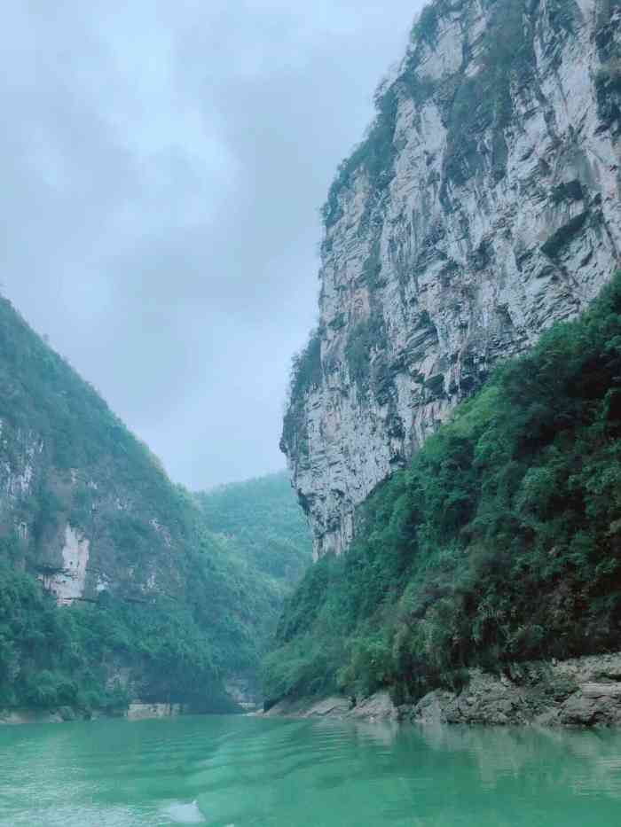 阿蓬江神龟峡景区