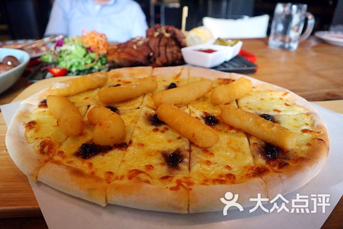 lyfatti pizza莱芙缇披萨(鸿翔路店)蓝莓芝士条披萨图片 第10张