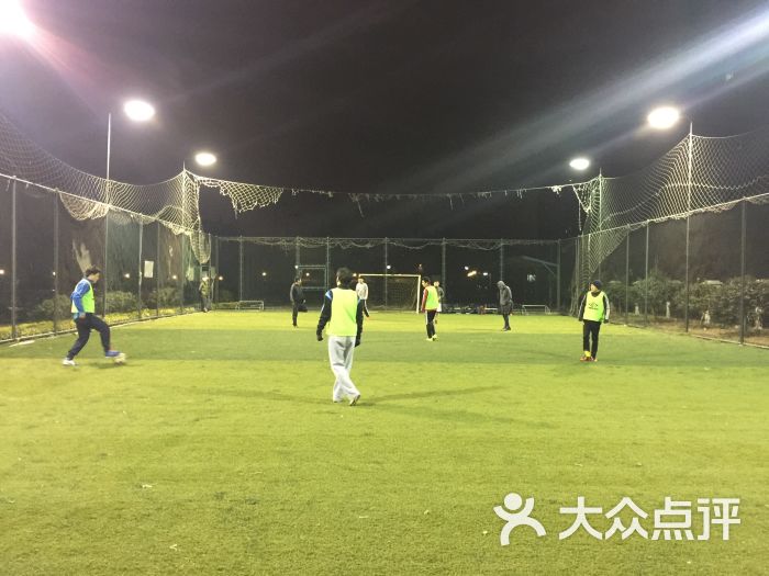 格高体育(麒麟足球俱乐部)-图片-上海运动健身