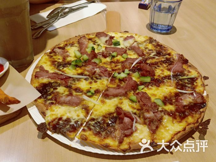 必胜客(曹路宝龙店)烤鸭披萨图片 - 第2张