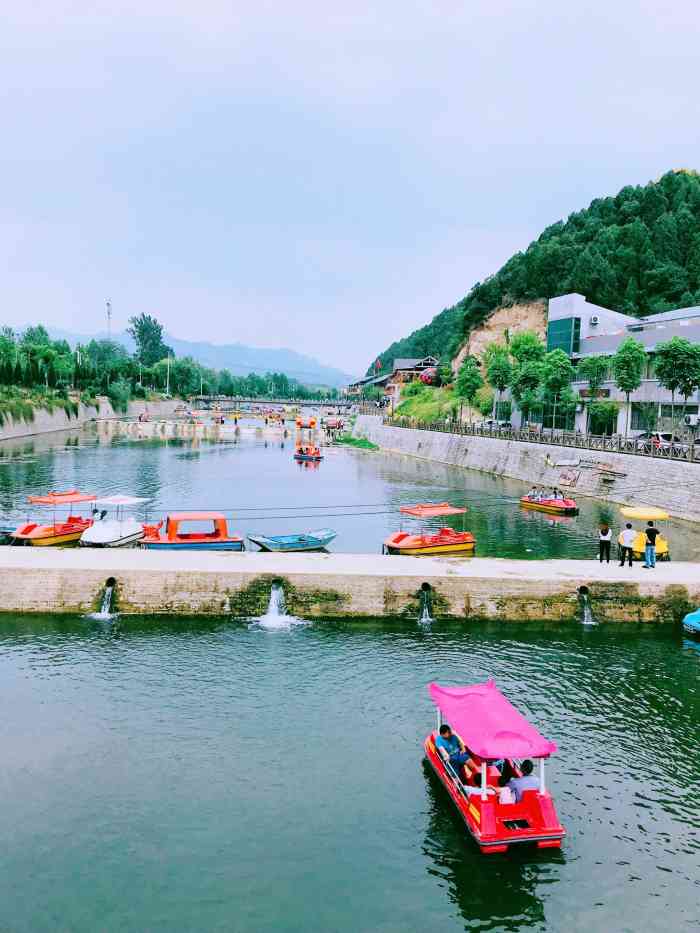 大门牙风景区-"周末不知道带孩子去哪里时,南部山区往往是.