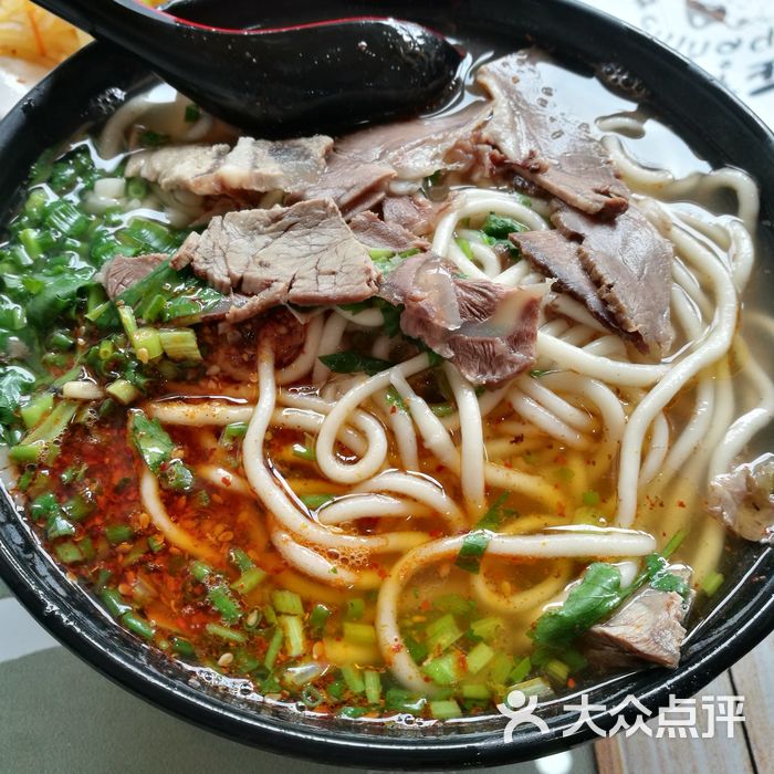 高汤牛肉饸饹面